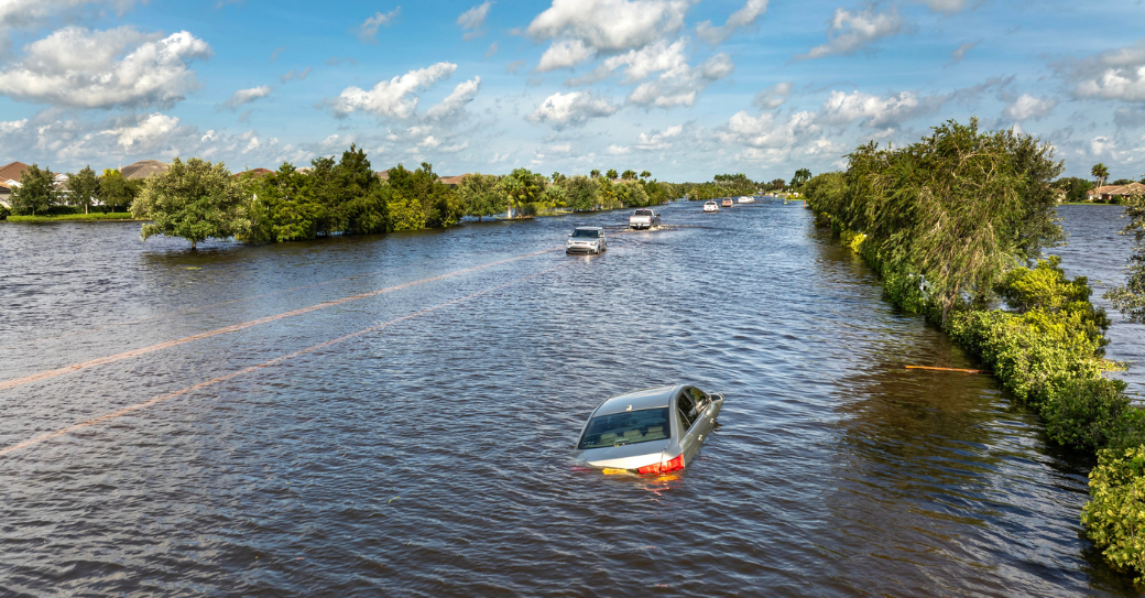 Image of flooded road in Florida